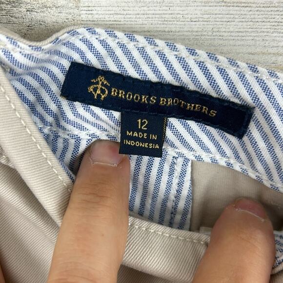 Brooks Brothers womens 12 cotton watermelon embroidered khaki shorts - Picture 4 of 4